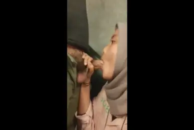 Bokep Jilbab Nyepong Sebelum Tidur Biar Nyenyak