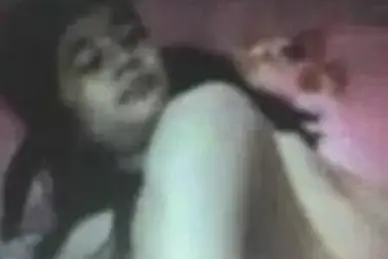 Dokumentasi Gadis Cantik Berparas Imut Kasur