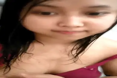 Pembantu Sange BH Ungu Colmek Depan Webcam HD