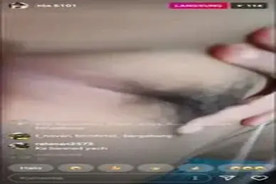 Siaran Langsung Nia Berwajah Ayu Di Instagram